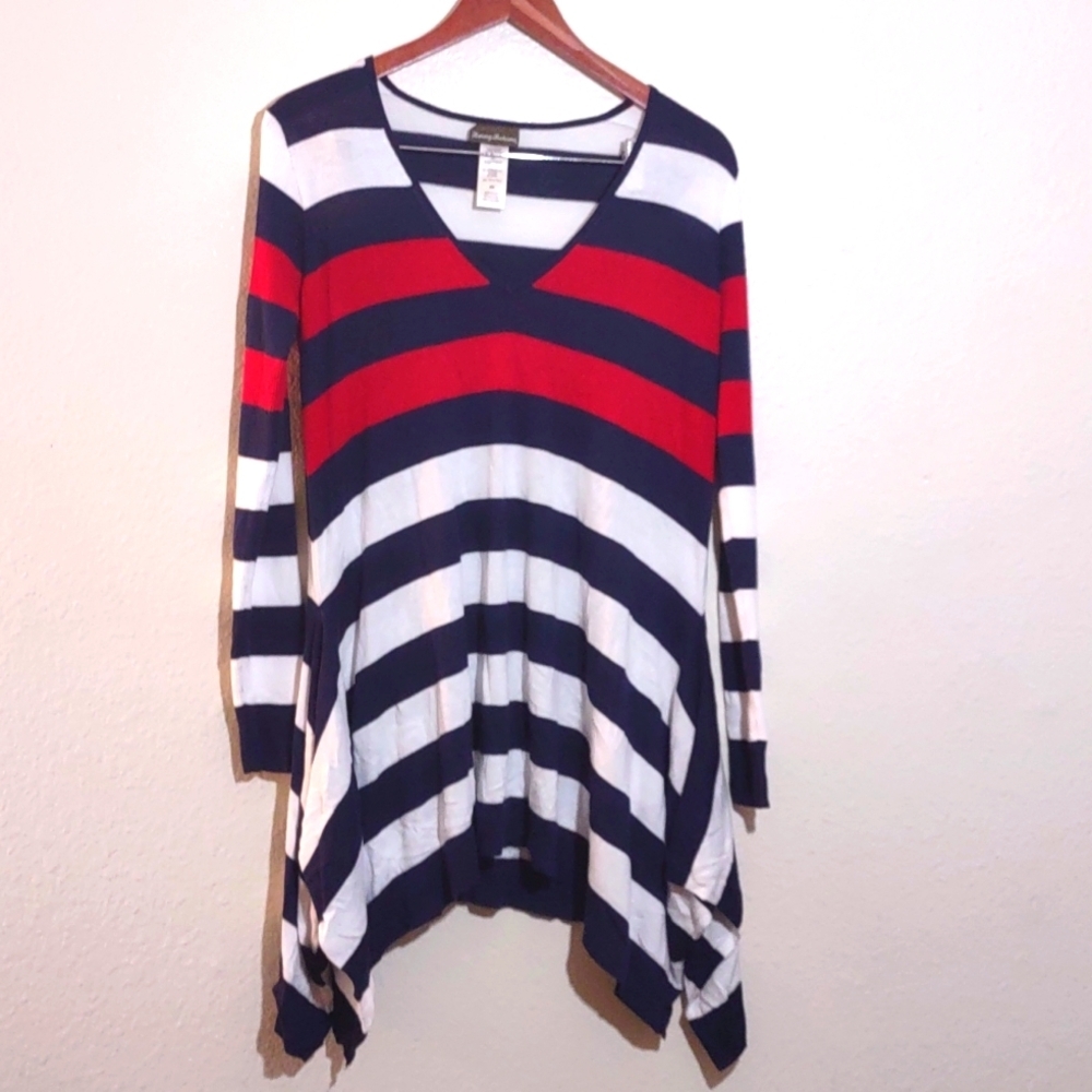 SLIGHTLY USED TOMMY BAHAMA RED WHITE AND BLUE SIZE M SWIM COVER UP